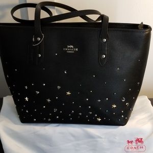 💥$225💥 New Coach Tote shoulder bag